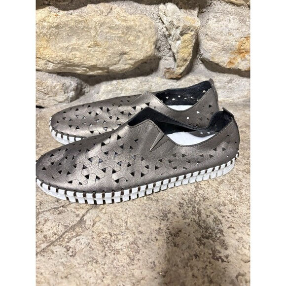 ERIC MICHAEL Bronze Laser Cut Slip On Leather White Sole Espadrille Shoes 38/7.5 - Picture 4 of 7